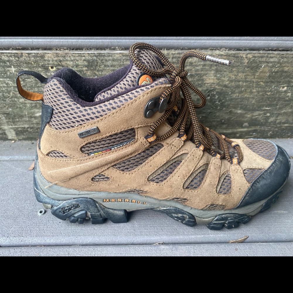 Merrell Waterproof Hiking Boots men’s size 8